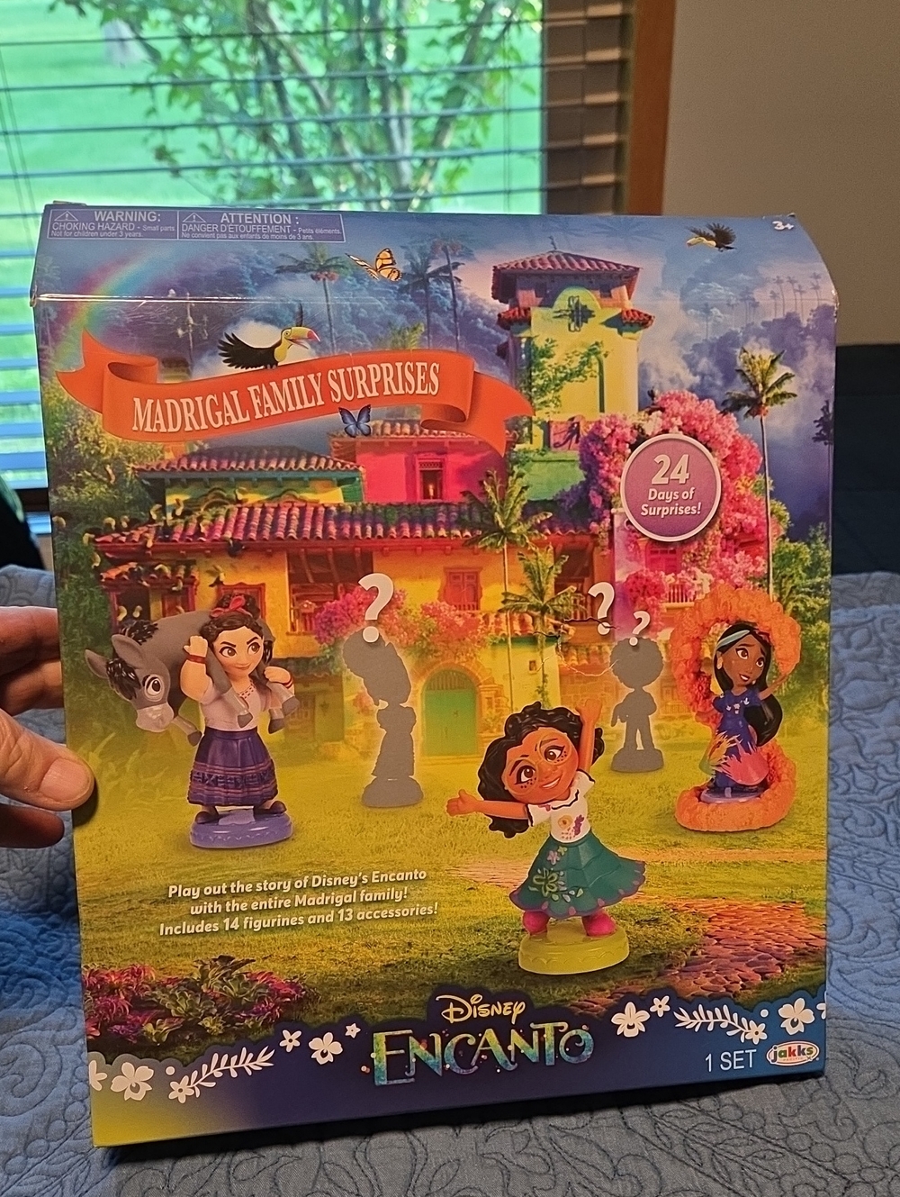 Disney Encanto Madrigal Family Surprises Playset ☆ Sealed Box ☆ Advent